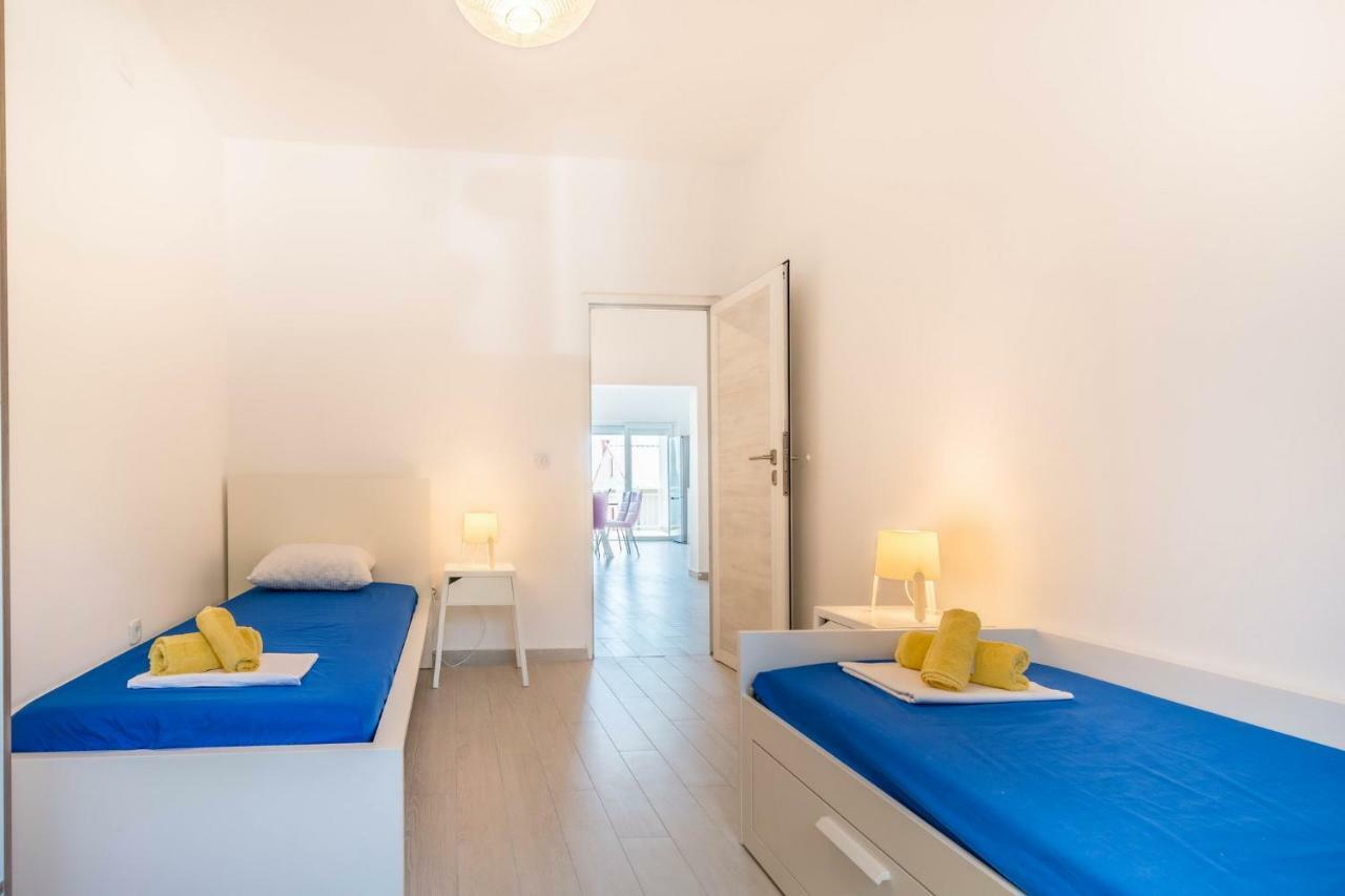 Apartments Stella Dramalj Eksteriør bilde